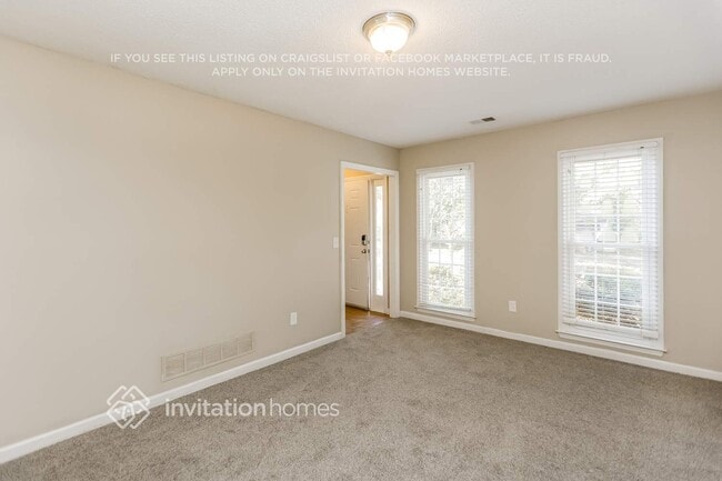 Building Photo - 3161 Calumet Ct NW