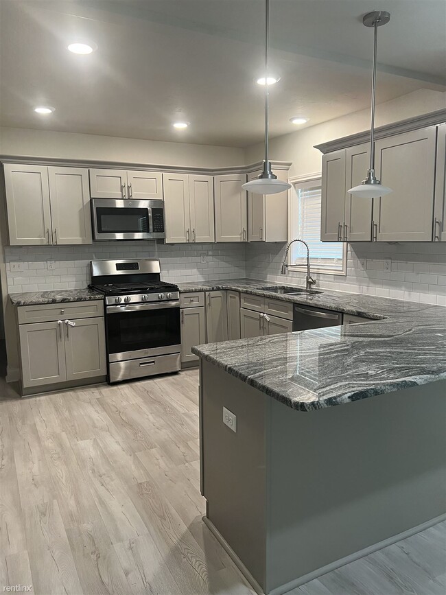 Foto del edificio - 3 br, 2 bath House - 5305 S Washington Ave
