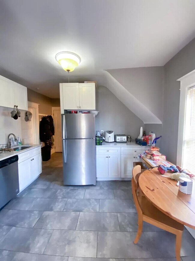 Foto del edificio - 1811 Jackson St NE