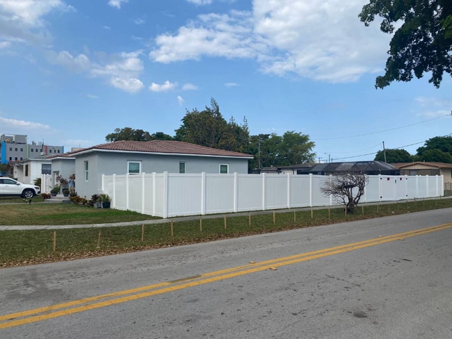 Photo - 16101 NE 11th Ave House