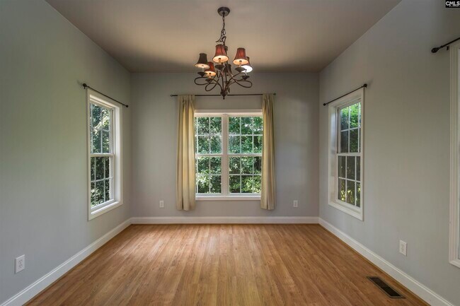 Foto del edificio - 558 Camping Creek Rd