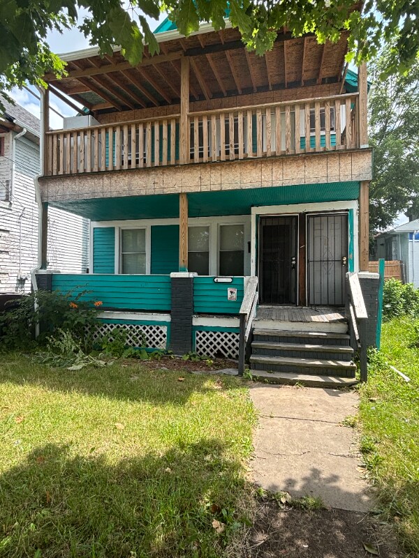 4169 E 116th St Cleveland, OH 44105 – photo 1