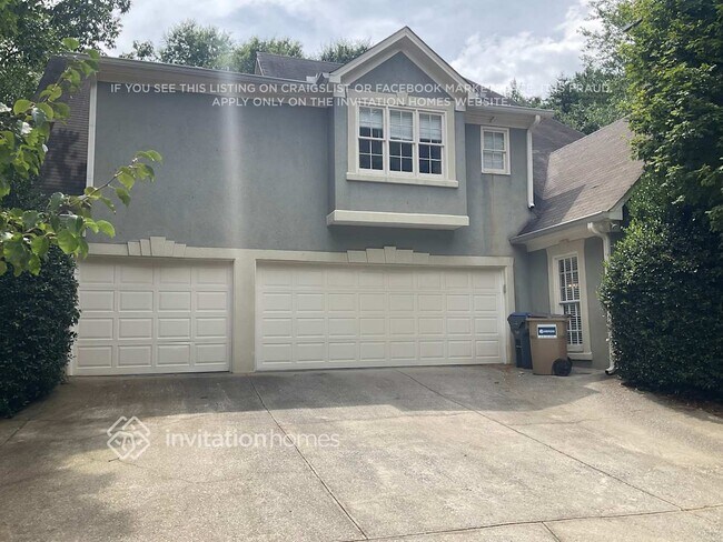 Building Photo - 809 Oak Trail Dr