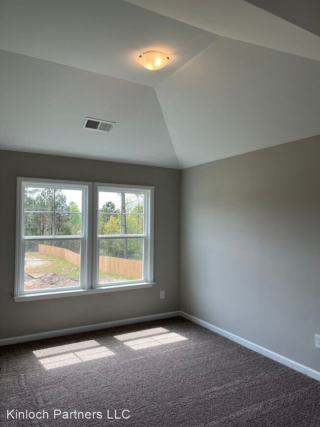 Building Photo - 5 br, 3 bath House - 3684 Lynnwood Drive L...