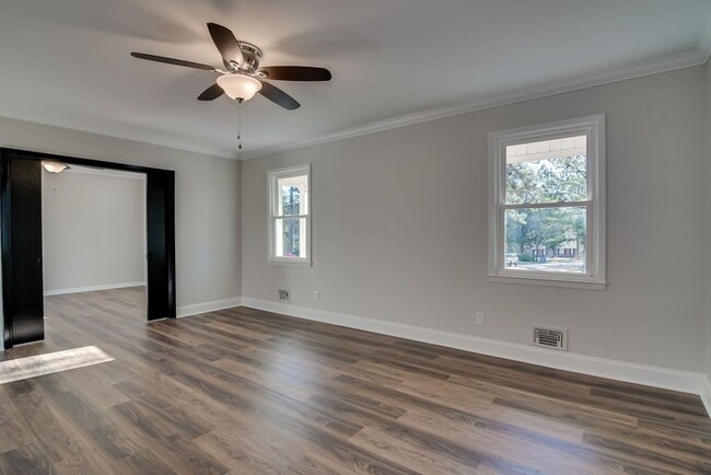 Building Photo - Renovated West Augusta Ranch - Coming June...