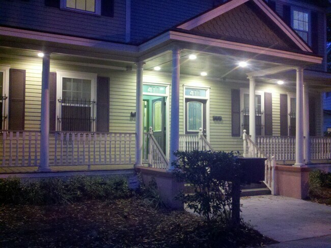 Foto del edificio - 406 E 38th St