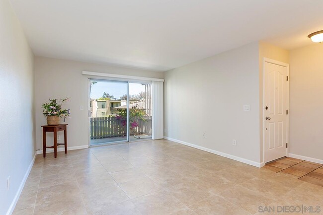 Foto del edificio - 432 Edgehill Ln