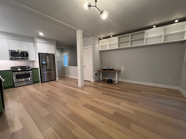 Foto del edificio - Charming Capital Hill Craftsman Home in Ideal Location!