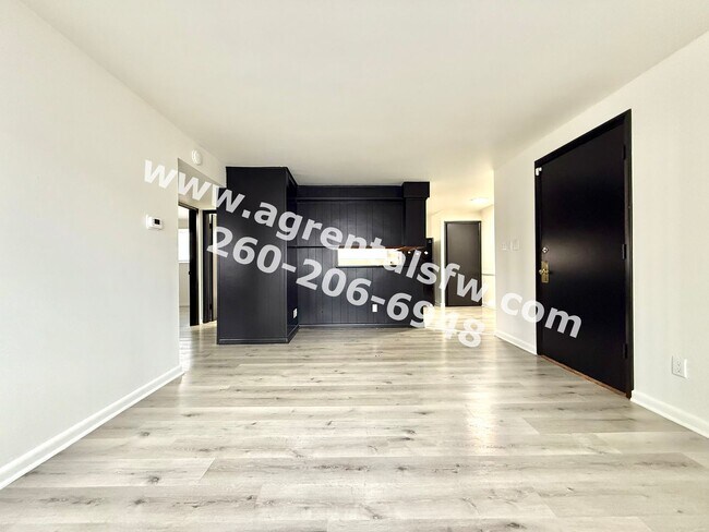 Foto del edificio - 4729 Northcrest Dr