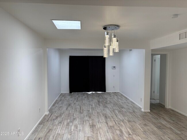 Foto del edificio - 2501 N 22nd Dr
