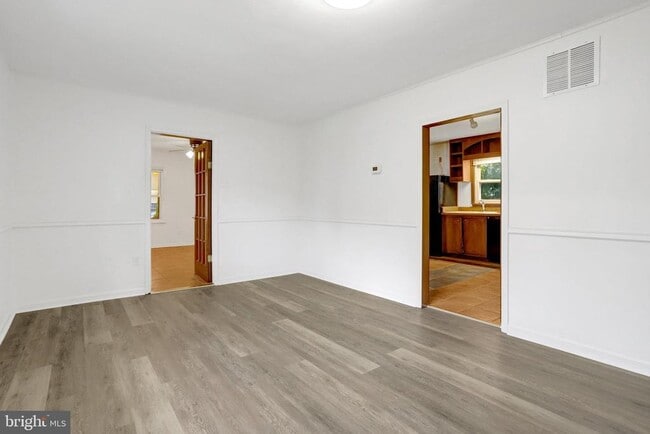 Foto del edificio - 7555 Park Ln