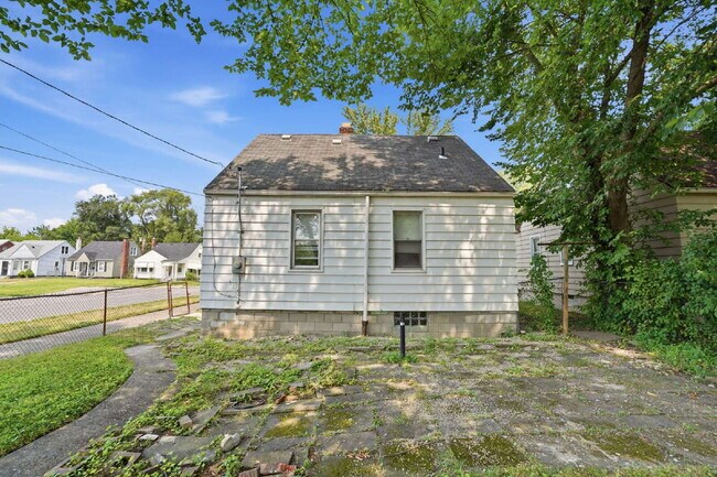 Building Photo - 20200 McCormick St