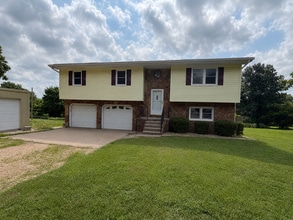 Building Photo - 20740 Harris Ln
