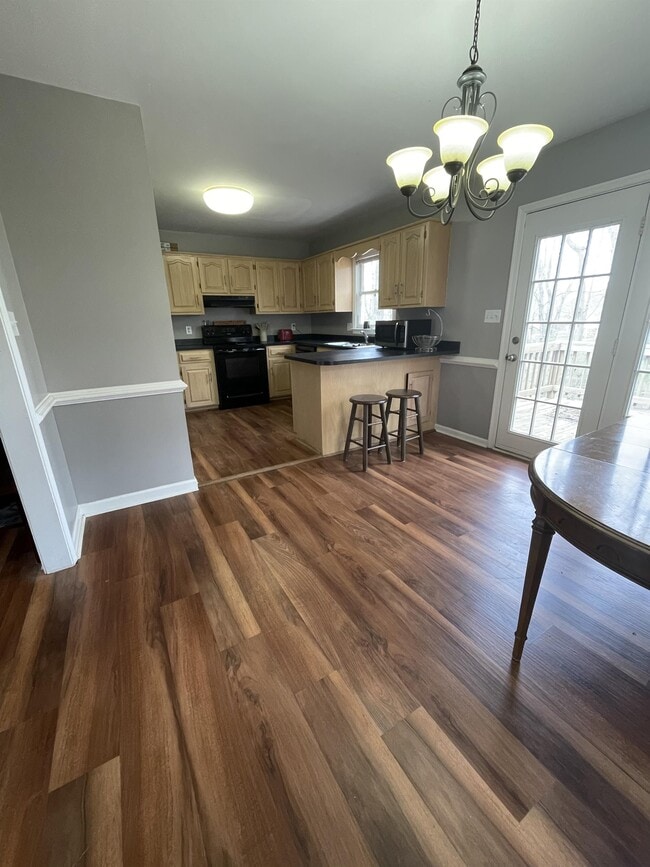 Photo - 288 Oak Ridge Dr House