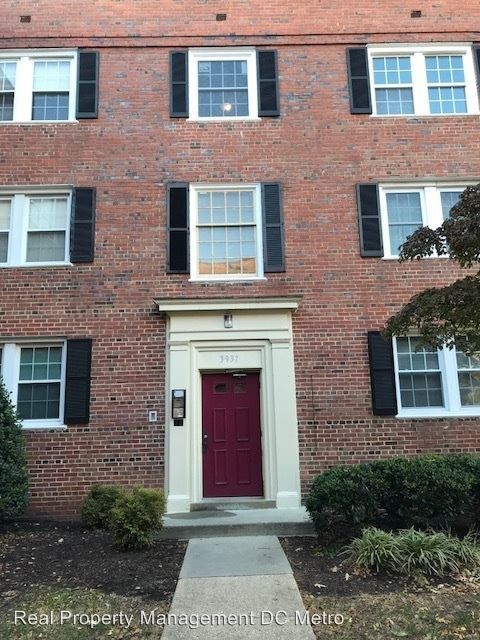 Primary Photo - 3937 Pennsylvania Ave SE