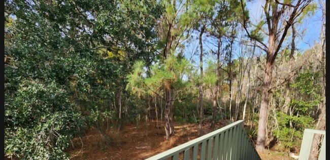 Building Photo - 57409 Brenchley Dr