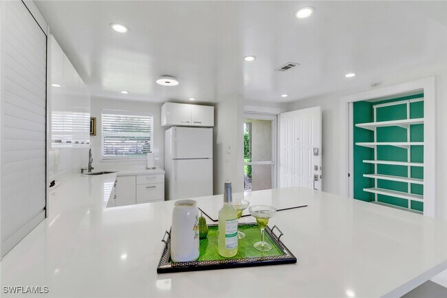 Foto del edificio - 9 High Point Cir N