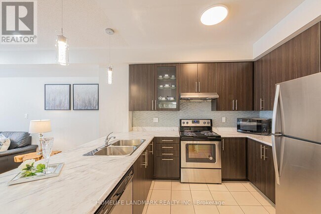 Photo du bâtiment - 1255 Bridletowne Cir