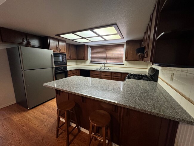 Foto del edificio - Charming 4-Bedroom Family Home with Hidden...