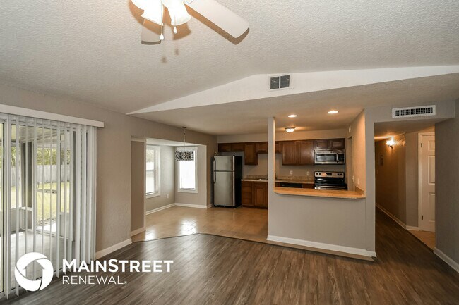 Building Photo - 7525 Pheasant Run Dr