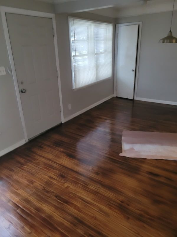 Foto del edificio - 12045 Ashton Ave