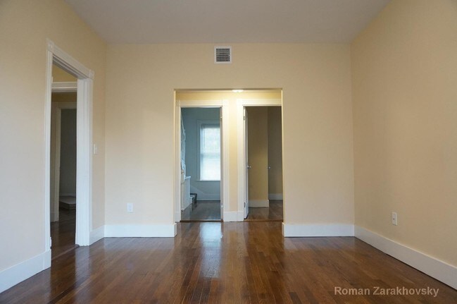Building Photo - 272 Highland Ave