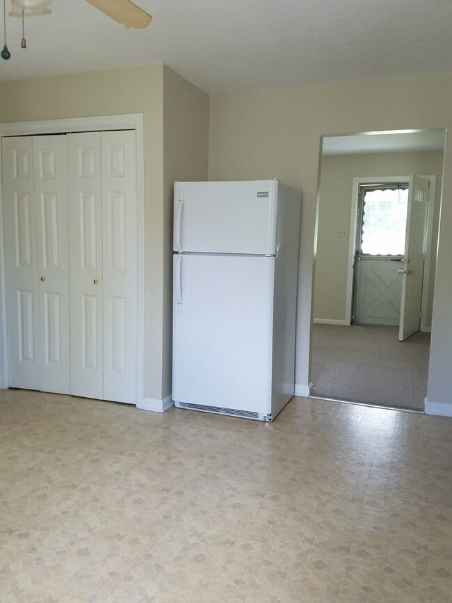 Building Photo - 2 br, 1 bath House - 1116 PENNSYLVANIA AVENUE