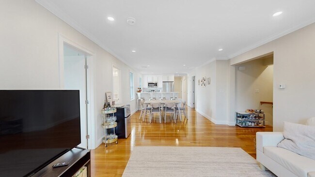 Foto del edificio - 35 Crosby Rd