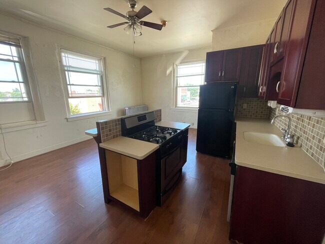 Foto del edificio - Sunflower Estate LLC