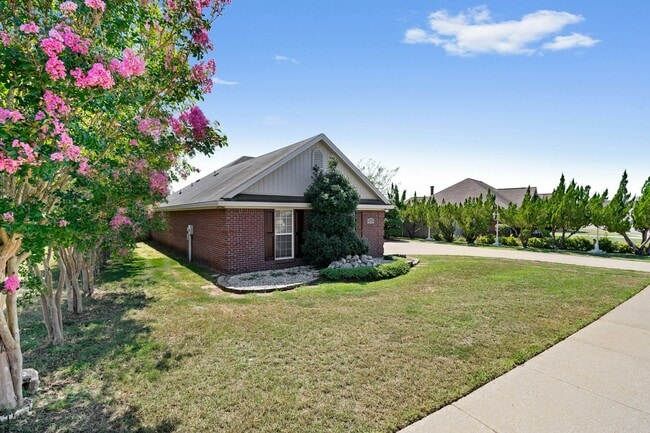 Foto del edificio - 8205 Ryan Ridge Loop