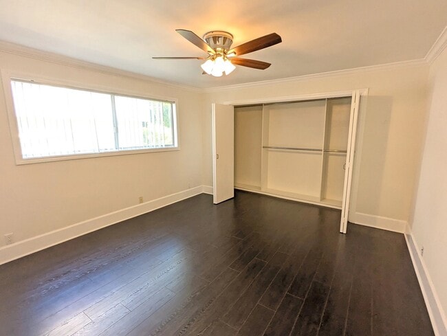 Foto del edificio - 1335 S Carmelina Ave