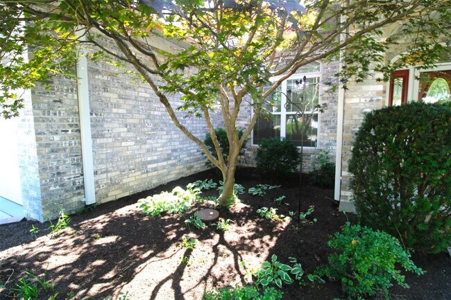 Foto del edificio - 320 Remington Way Dr