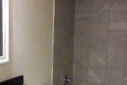 Gwen Bath - 3120 Gwen Ct