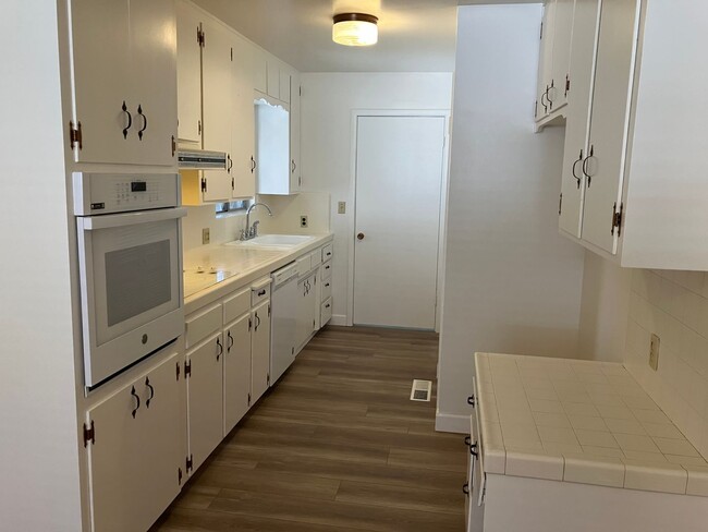 Building Photo - 1025 Princess Court Modesto, CA 95350