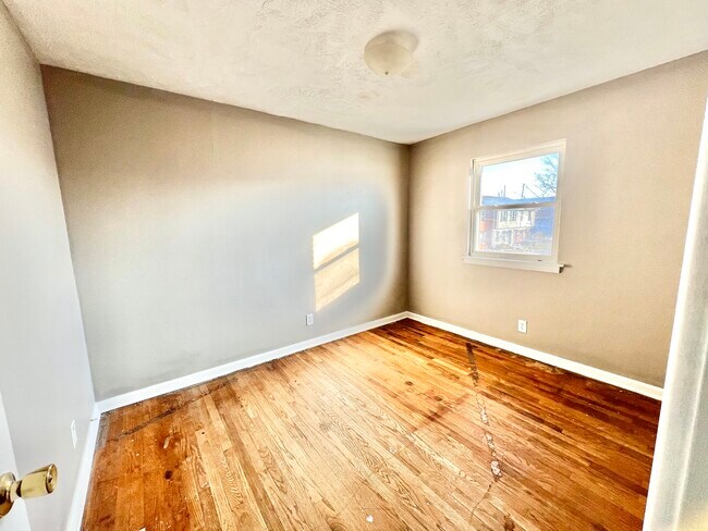 Foto del edificio - 3408 Chauncey Ave