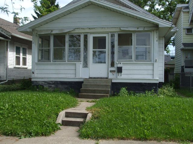 Primary Photo - 24 Allison Ave