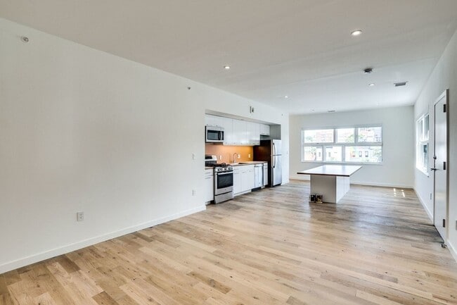 Photo - 1932 9th St NW House