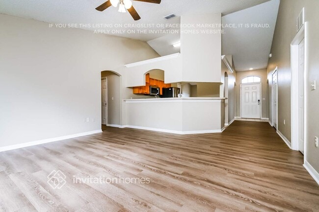 Foto del edificio - 2544 Parkland Dr