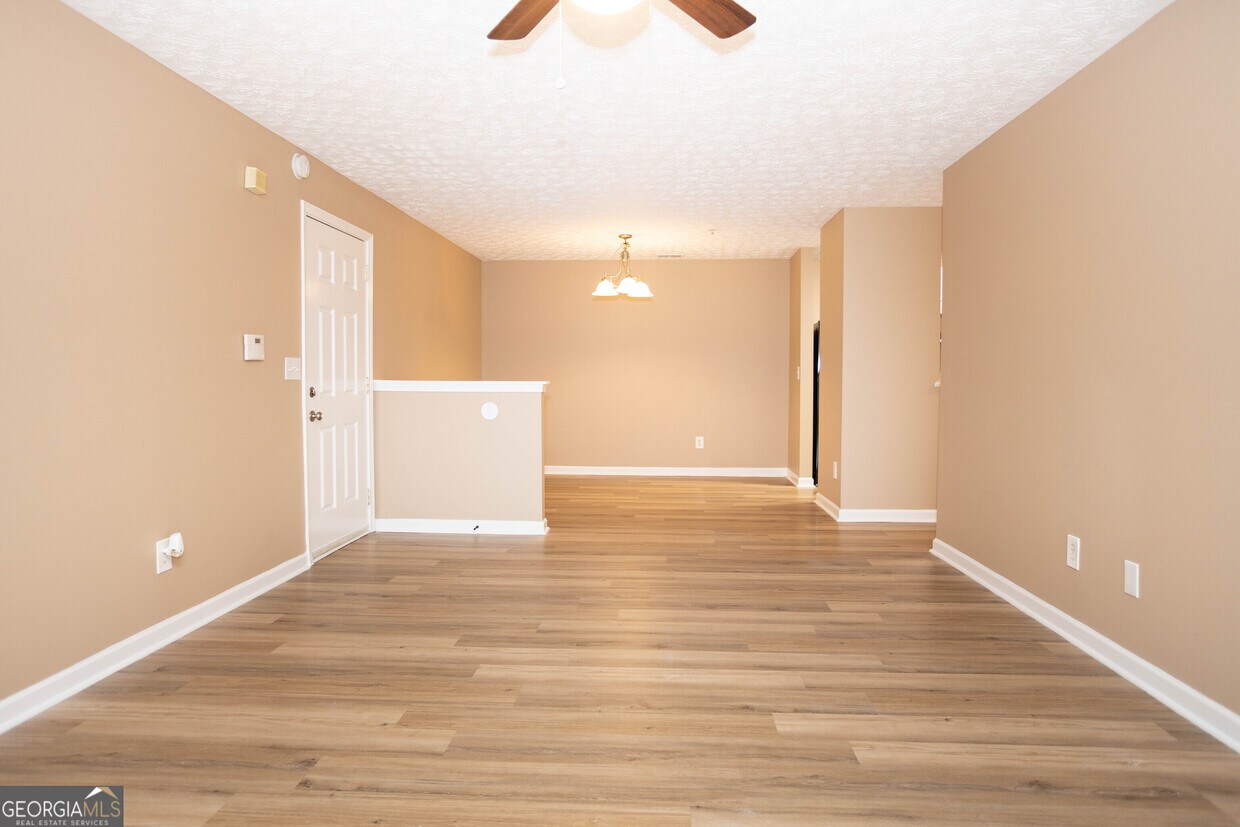Primary Photo - 12303 Fairington Ridge Cir