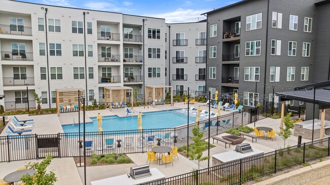 Broadstone Oak City apartments — community photo - Broadstone Oak City