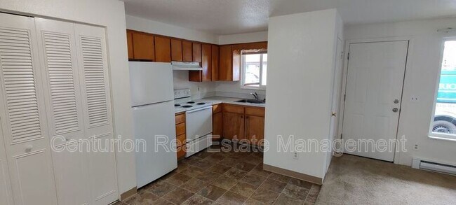 Building Photo - 109 Gatch St