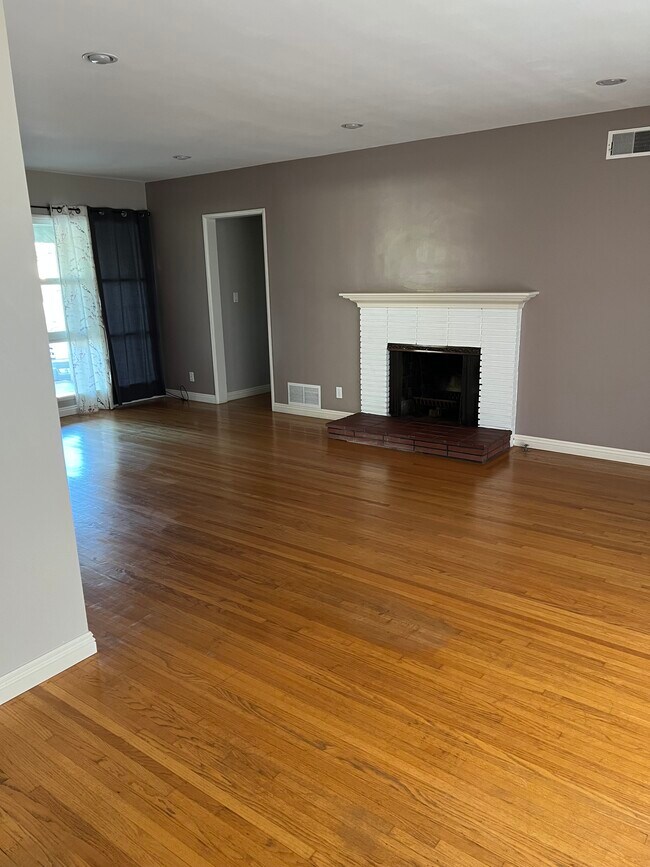 Living Room Opens To Private Back Yard - 2344 W 239th St
