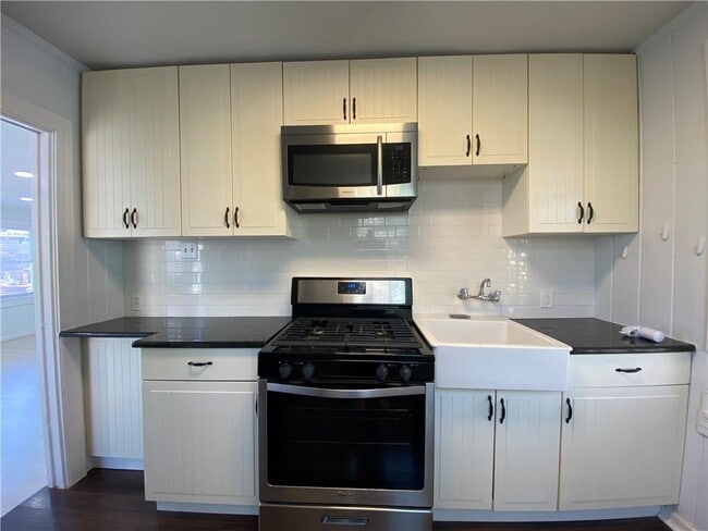 Foto del edificio - 2608 W 8th St