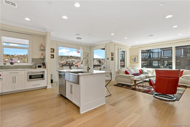 Foto del edificio - 45 Hudson View Way