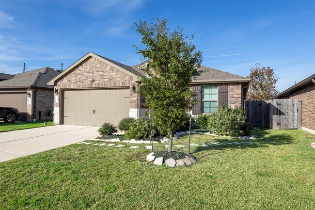 Foto del edificio - 7526 Highland Chase Dr