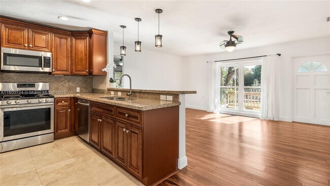 Foto del edificio - 1701 SW 12th Ave