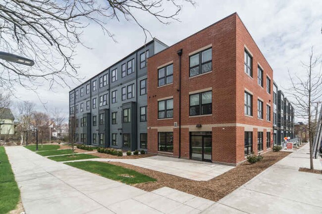 Building Photo - 22 Gerrish Ave