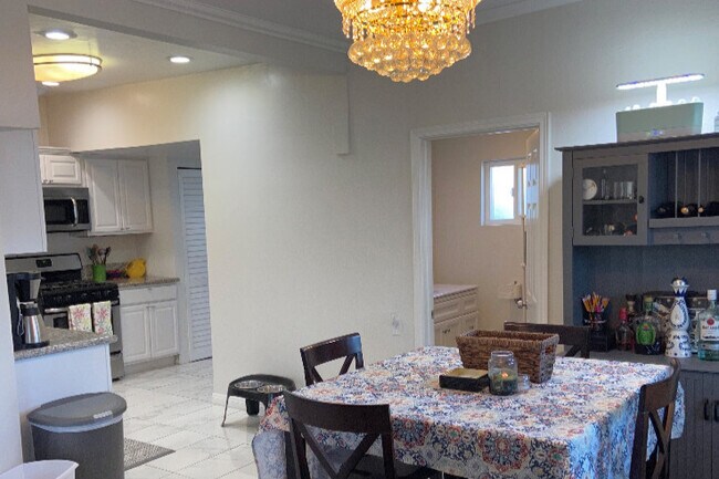 Foto del edificio - 3094 J St