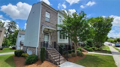 Building Photo - 2669 Vlg Pk Bnd