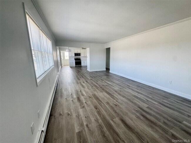 Foto del edificio - 70 Burlington Ave